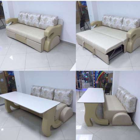 Meubles de cabinet et Astana doux