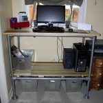 Bureau d'ordinateur réglable