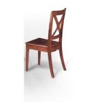 Chaise en bois pour le salon