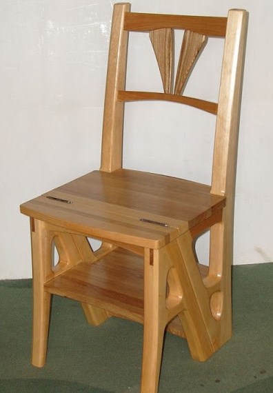 Avec vos propres mains, vous pouvez facilement faire une chaise