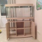 Cabinet pour aquarium de matériel léger