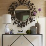 choisissez un miroir dans la conception du couloir