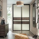 Armarios empotrados para una habitación pequeña.