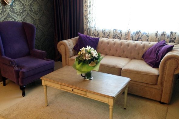 Chaise anglaise mauve