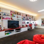 mobilier sans cadre rouge