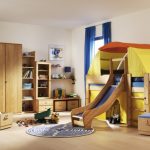 chambre d'enfants avec tente