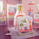 le lit des enfants est lumineux