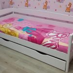 lits d'enfants pour les filles