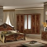 lit en bois massif italien