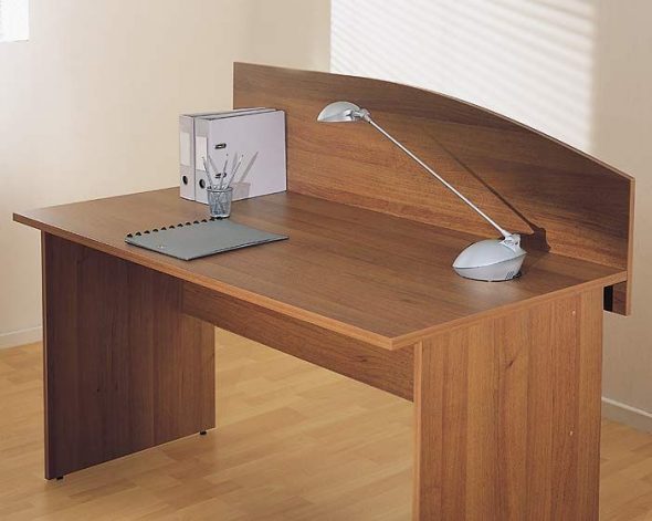 faire un bureau d'ordinateur avec vos propres mains