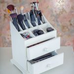 Commode pour cosmétiques photo