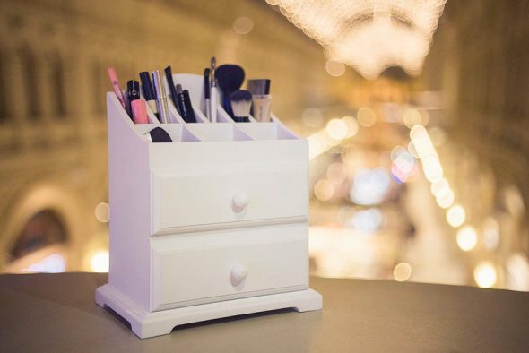 commode pour stocker des produits cosmétiques