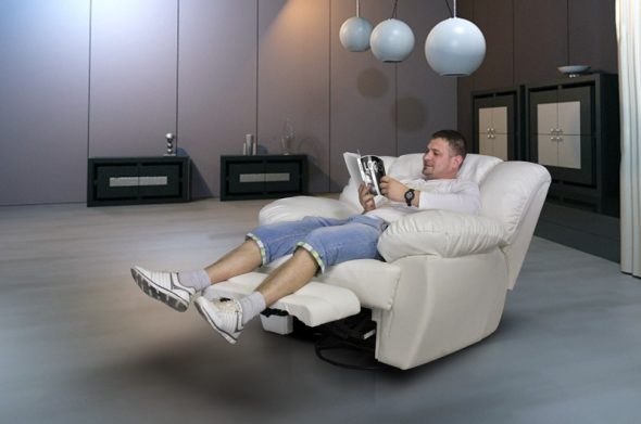 fauteuil avec repose-pieds