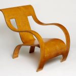 fauteuil en contreplaqué photo