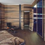 chaise avec repose-pieds