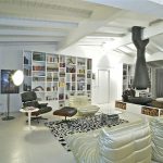 chaise avec repose-pieds