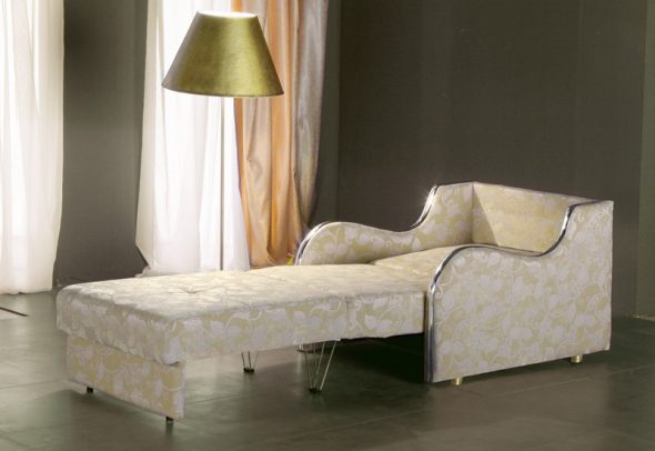 fauteuil lit à l'intérieur