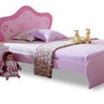 lit pour les filles à partir de 3 ans
