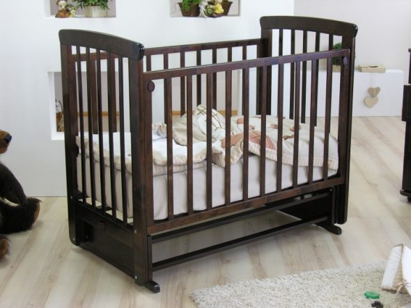 pendule de lit avec matelas