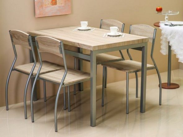 Table et chaises Astro