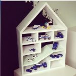 étagère de maison pour les jouets