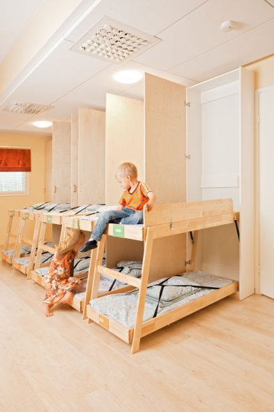 lit superposé rabattable pour la maternelle