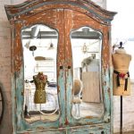 vieilles façades de garde-robe pour les amateurs de rétro