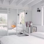 chambre à coucher avec des idées de miroir
