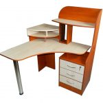 table avec ses propres mains