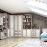 chambre d'adolescent de couleur claire