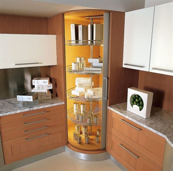 meuble d'angle dans la cuisine