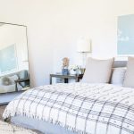 miroir dans une chambre élégante