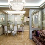 miroir dans la chambre au mur