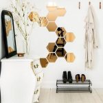 miroir dans le couloir moderne