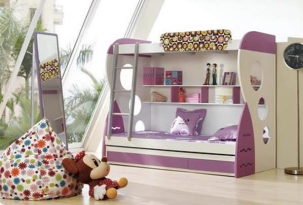 Letto bianco-lilla per ragazze