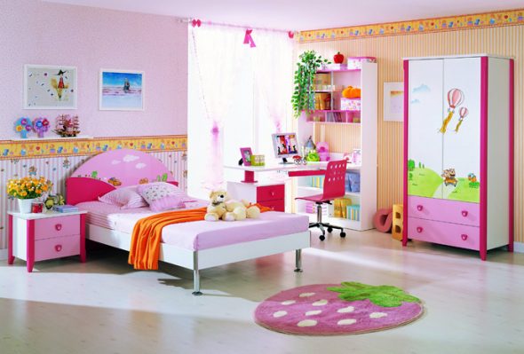 Flores y composiciones en el interior.