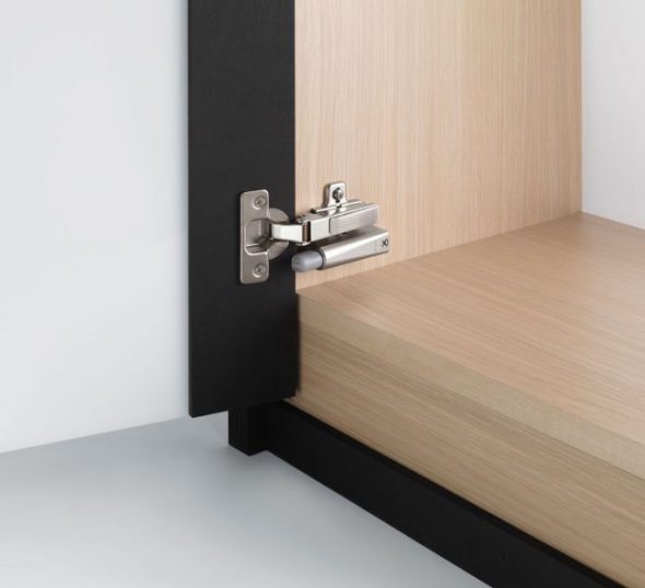 Armoire de cuisine plus proche