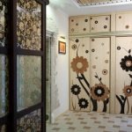 armoire de mise à jour dans le couloir