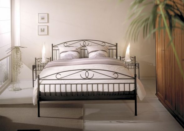 Lits forgés à l'intérieur