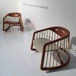 chaise berçante en bois
