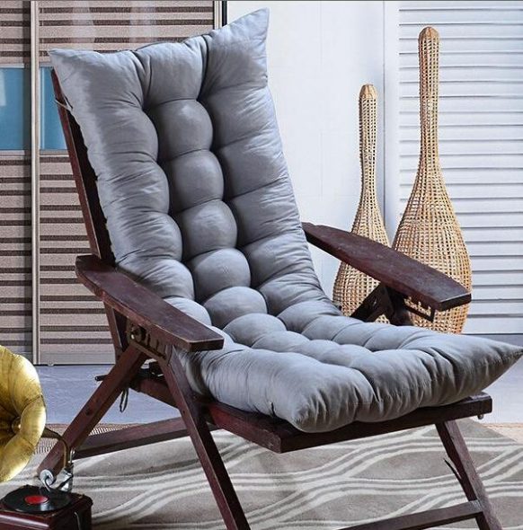 rocking chair avec coussins
