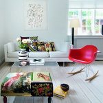 chaise berçante rouge