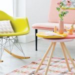 fauteuil à bascule jaune