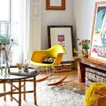 fauteuil à bascule jaune