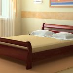 Lit en bois massif - pratique