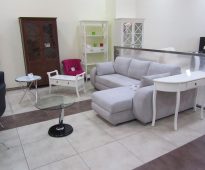 Canapé d'angle confortable et confortable pour le sommeil quotidien