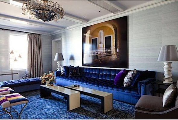Couleur bleue à l'intérieur du salon
