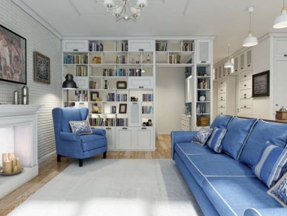 Mobilier bleu à l'intérieur du salon
