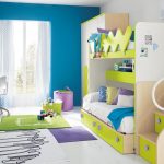Concevez une chambre d'enfants pour deux enfants avec une légère différence d'âge