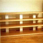 Schlagen Sie Ihre eigenen Hände in das Haus